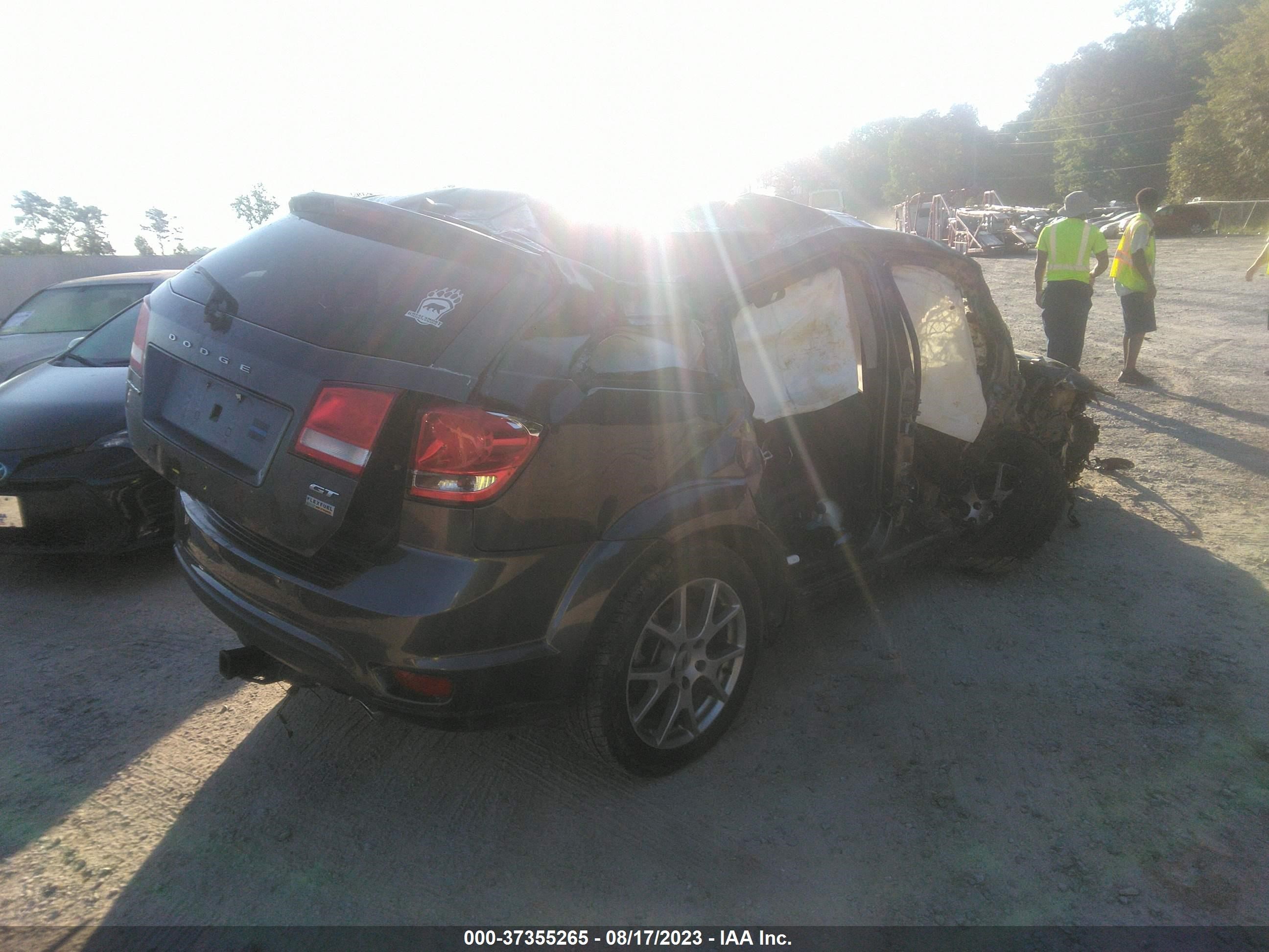 Photo 3 VIN: 3C4PDCEG1JT346671 - DODGE JOURNEY 