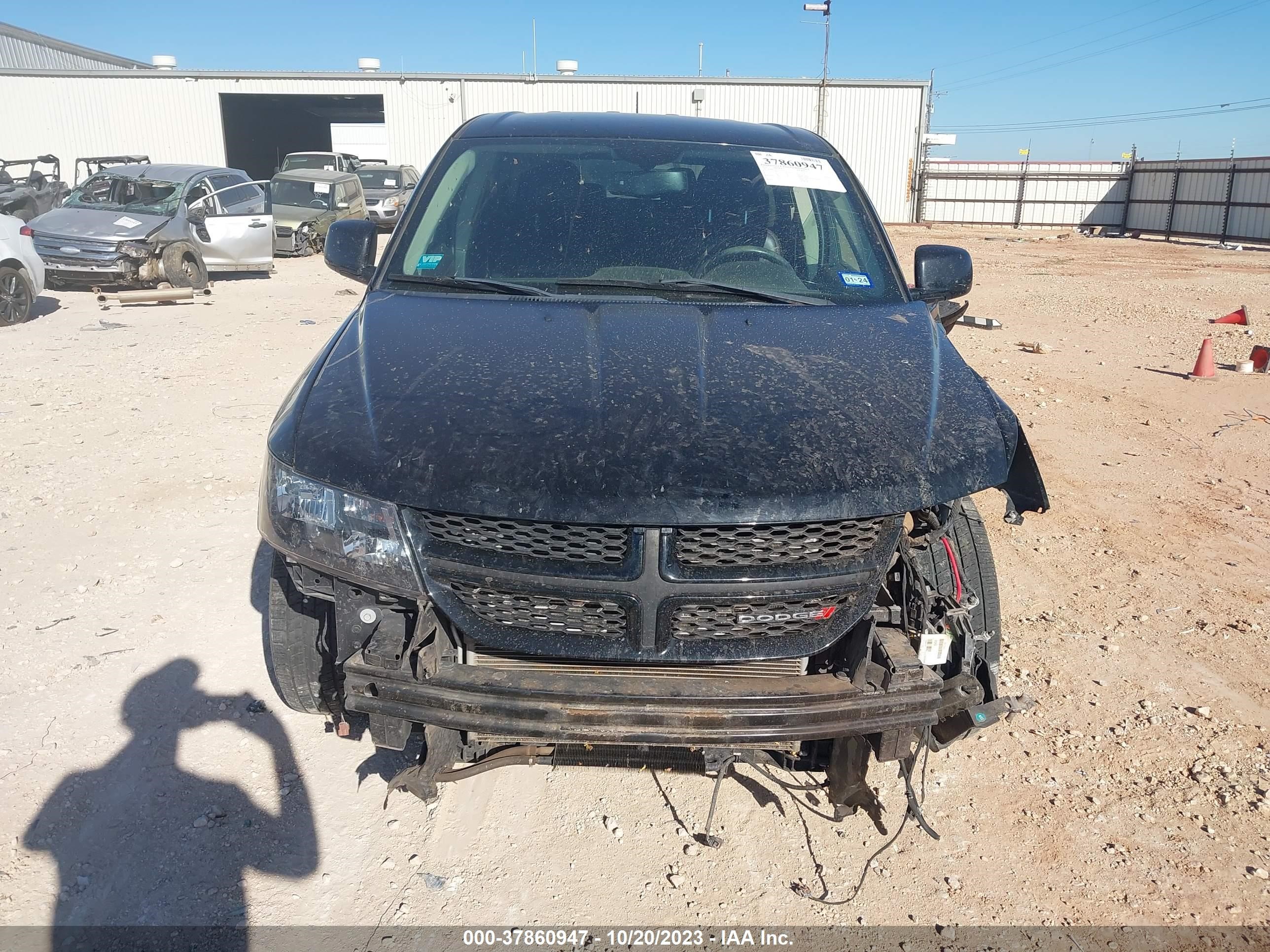 Photo 12 VIN: 3C4PDCEG2JT352320 - DODGE JOURNEY 