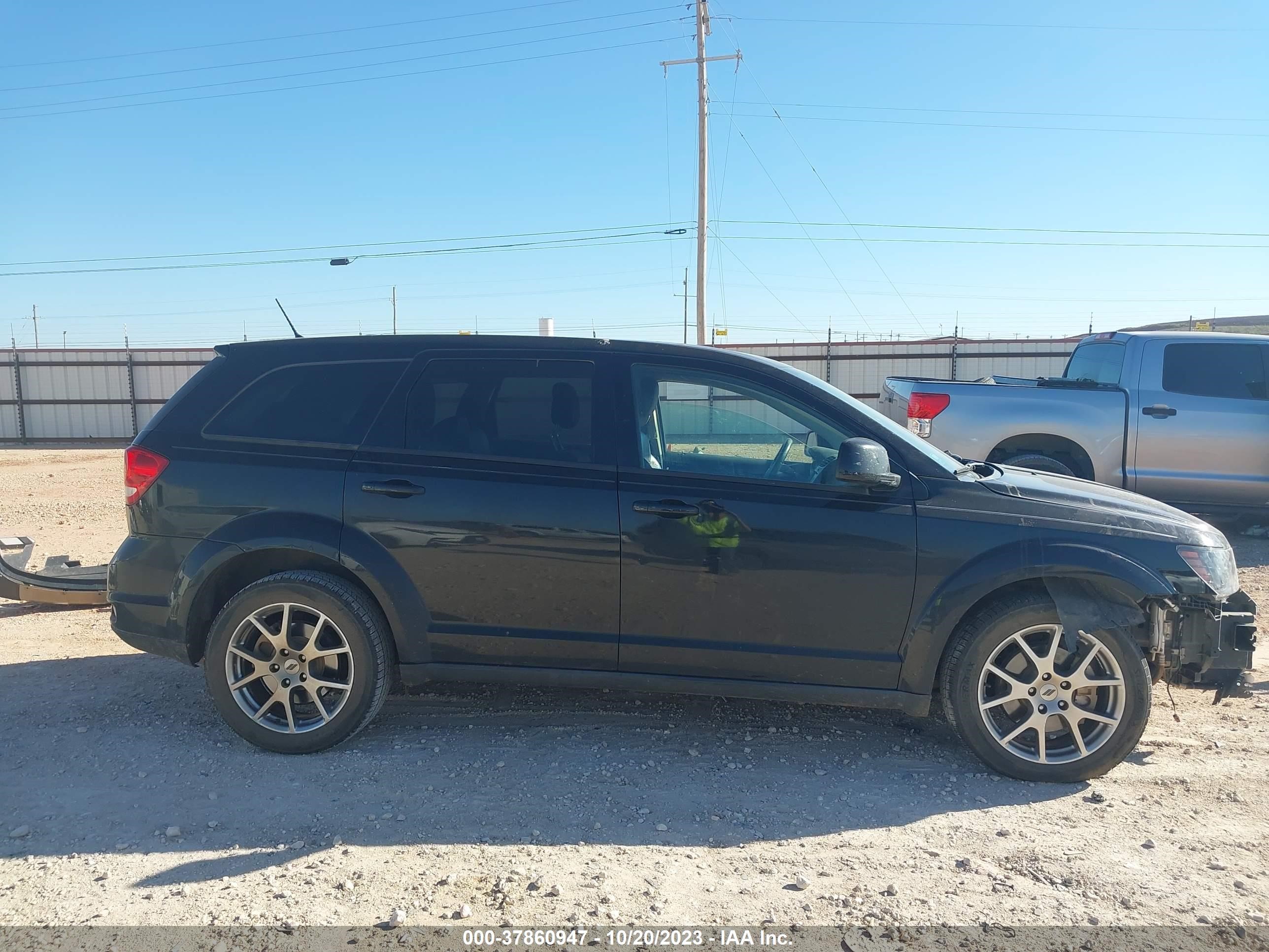 Photo 13 VIN: 3C4PDCEG2JT352320 - DODGE JOURNEY 