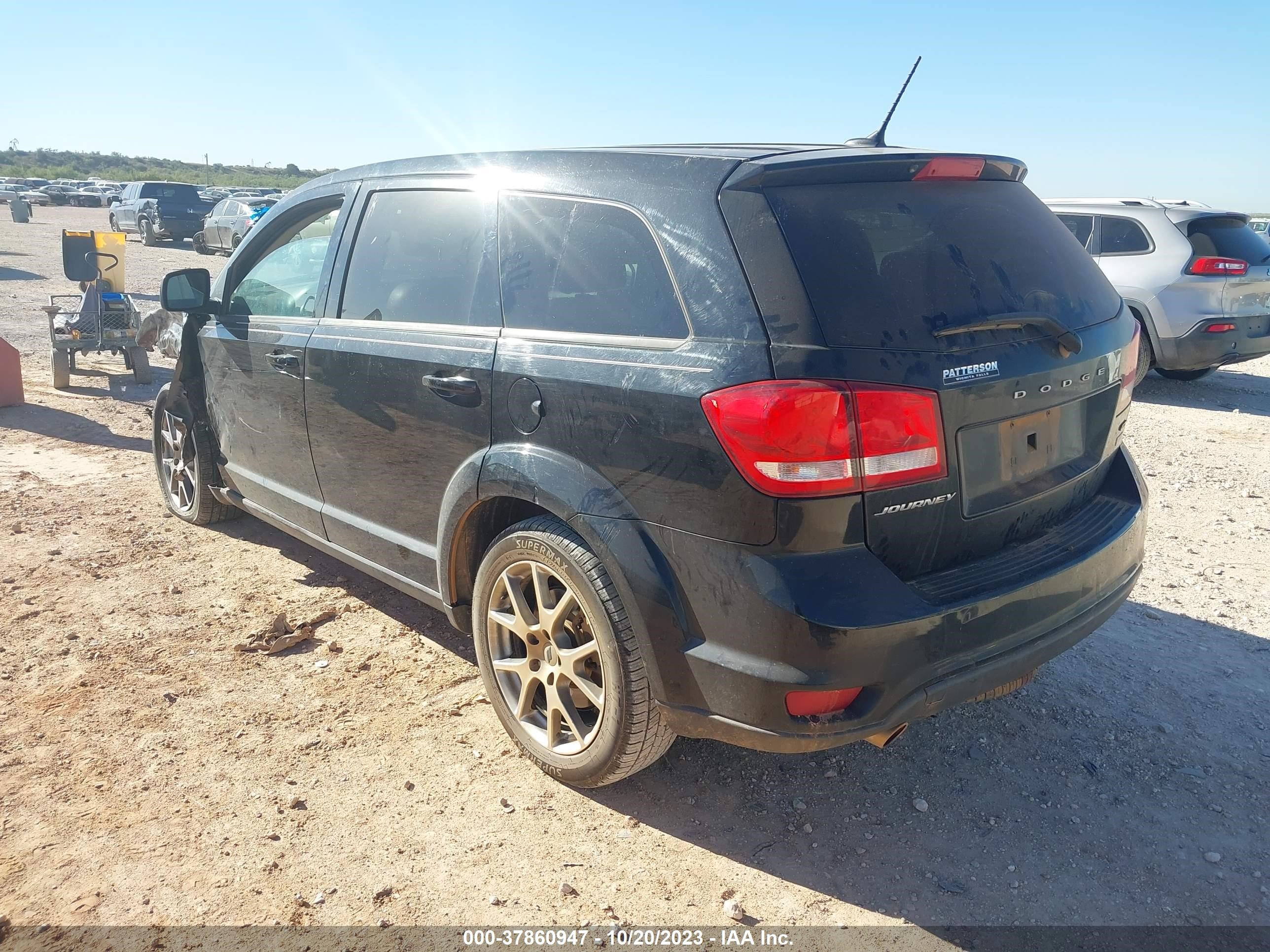 Photo 2 VIN: 3C4PDCEG2JT352320 - DODGE JOURNEY 