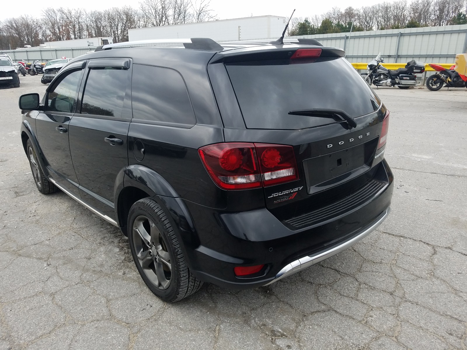 Photo 2 VIN: 3C4PDCGB0FT605420 - DODGE JOURNEY 