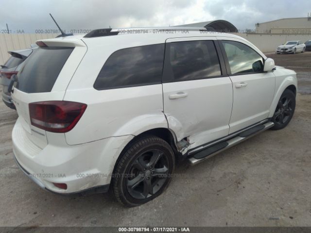 Photo 3 VIN: 3C4PDCGB0FT650728 - DODGE JOURNEY 