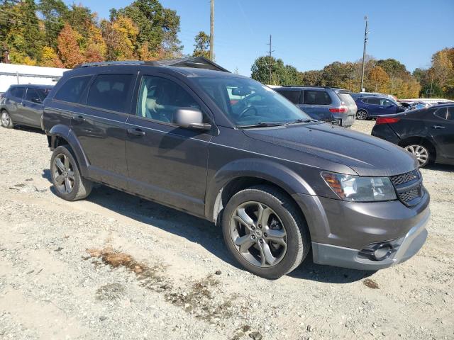 Photo 3 VIN: 3C4PDCGB0JT157558 - DODGE JOURNEY CR 