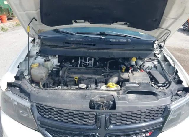 Photo 9 VIN: 3C4PDCGB3FT617156 - DODGE JOURNEY 