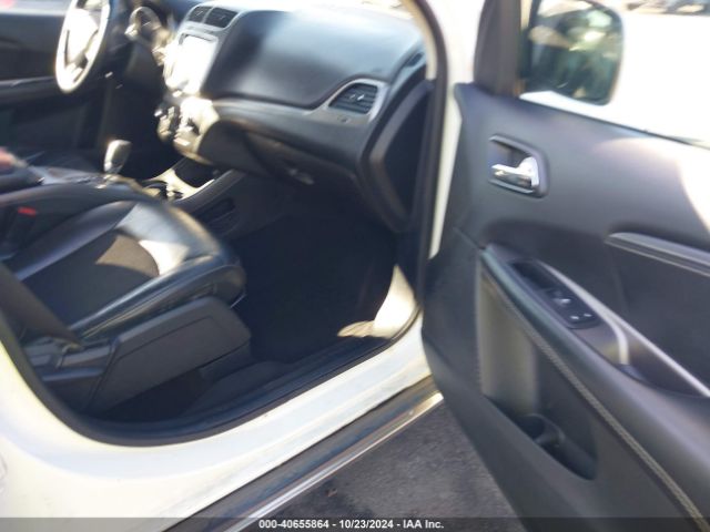 Photo 4 VIN: 3C4PDCGB3JT257234 - DODGE JOURNEY 