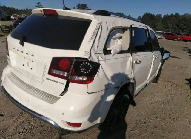 Photo 3 VIN: 3C4PDCGB3JT519057 - DODGE JOURNEY 