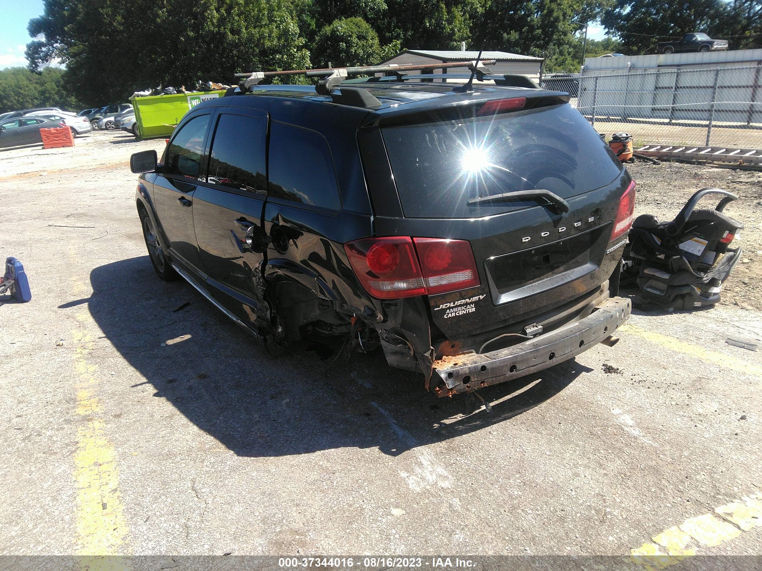 Photo 2 VIN: 3C4PDCGB4FT540314 - DODGE JOURNEY 