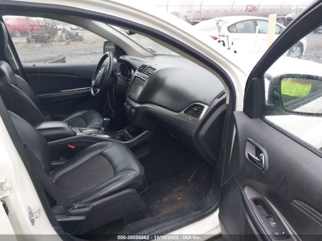 Photo 4 VIN: 3C4PDCGB5JT340423 - DODGE JOURNEY 