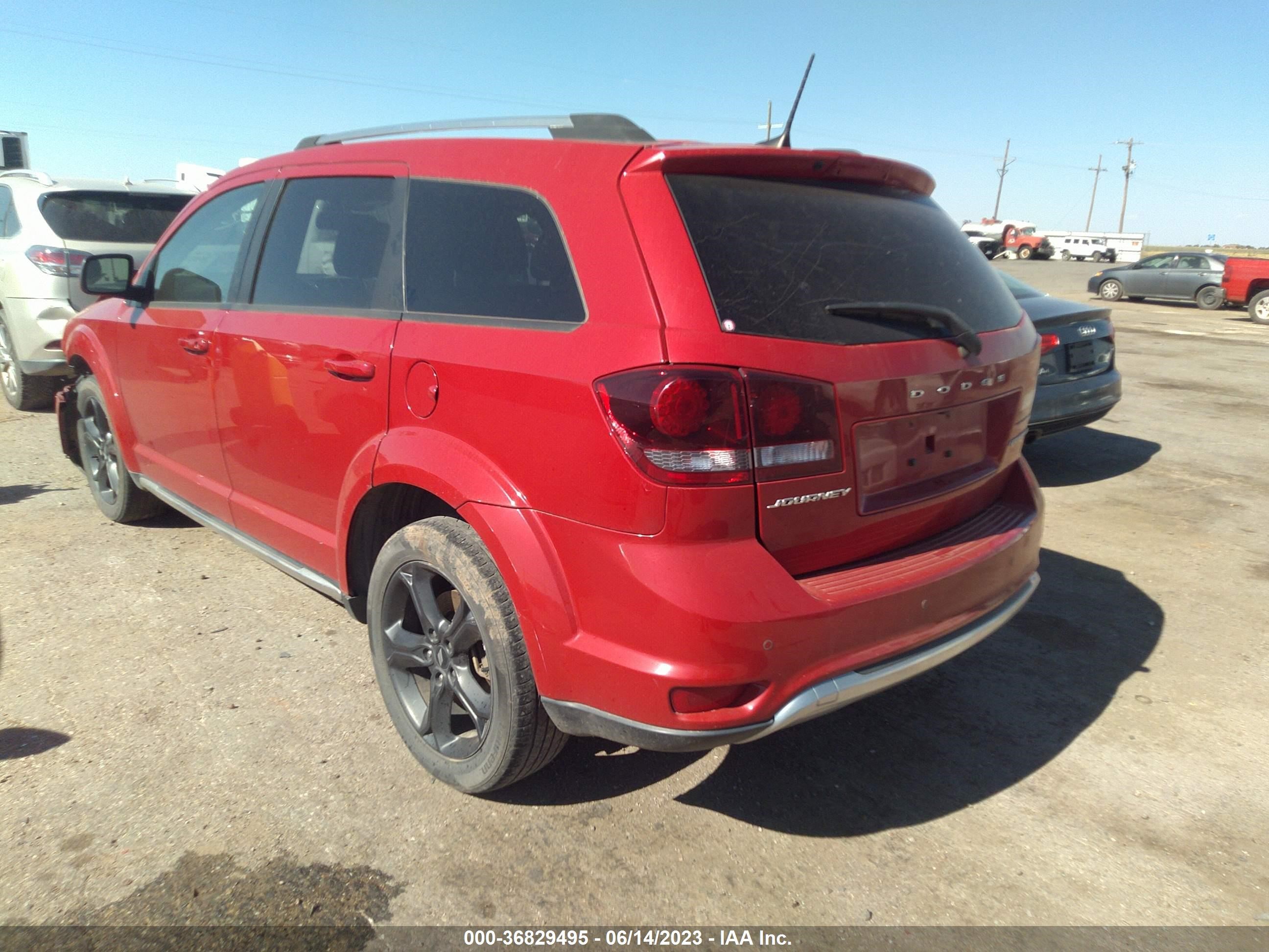 Photo 2 VIN: 3C4PDCGB5LT206627 - DODGE JOURNEY 