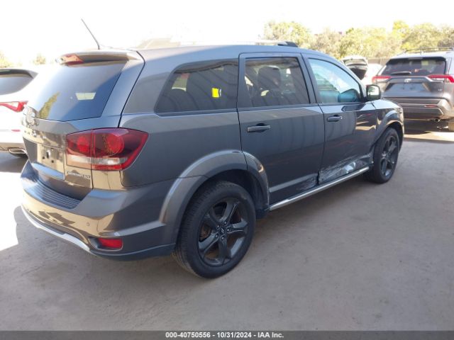 Photo 3 VIN: 3C4PDCGB6JT305891 - DODGE JOURNEY 