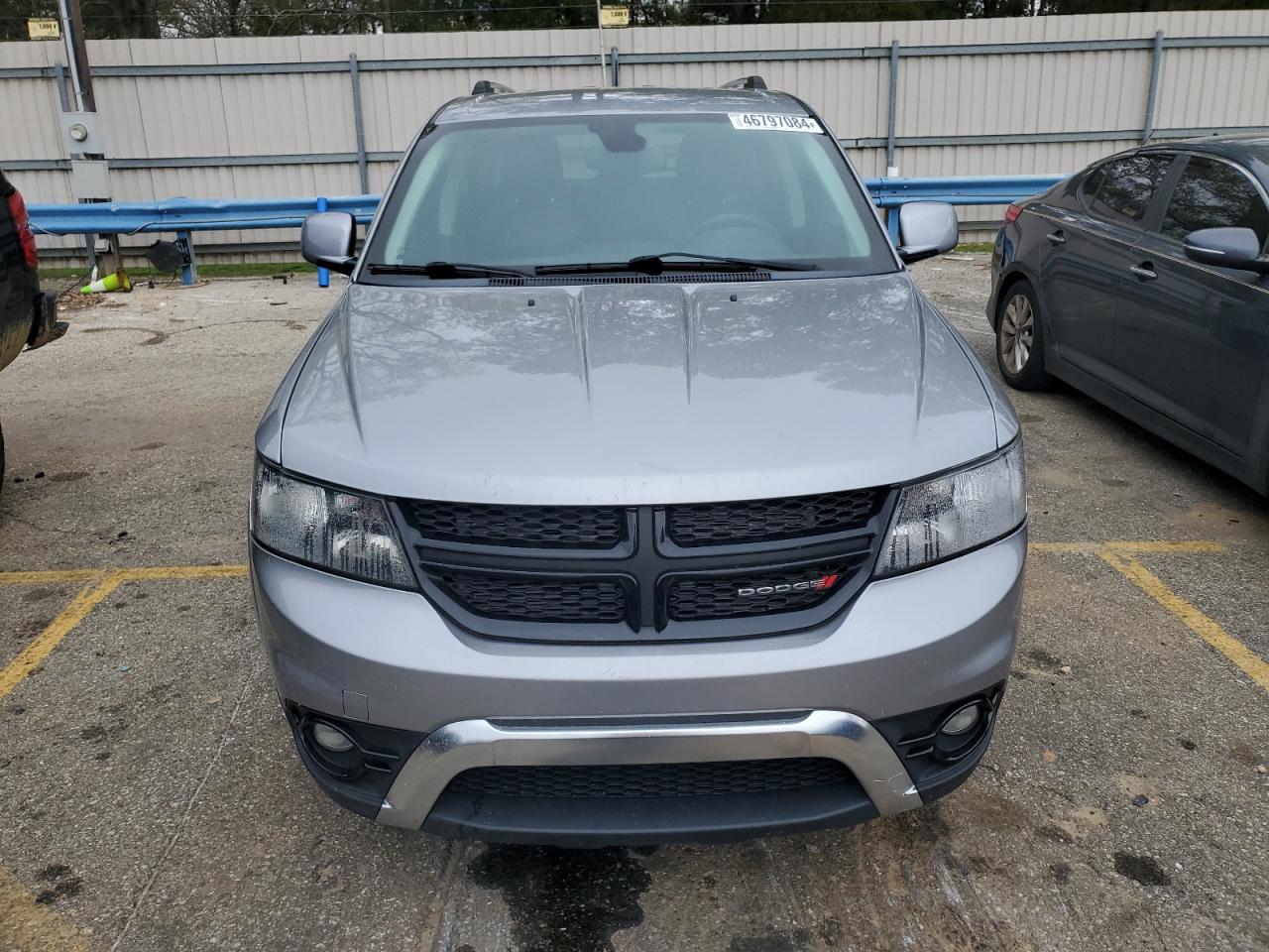 Photo 4 VIN: 3C4PDCGB7JT532846 - DODGE JOURNEY 