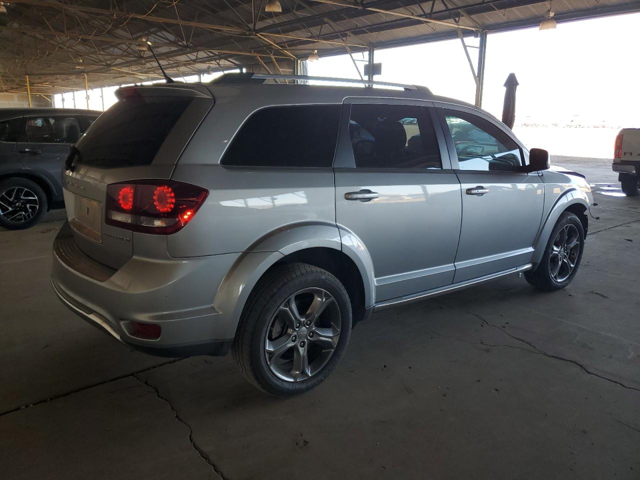 Photo 2 VIN: 3C4PDCGG0GT229072 - DODGE JOURNEY 