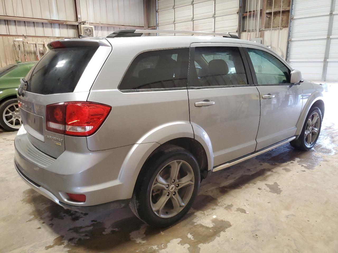 Photo 2 VIN: 3C4PDCGG1JT166670 - DODGE JOURNEY 