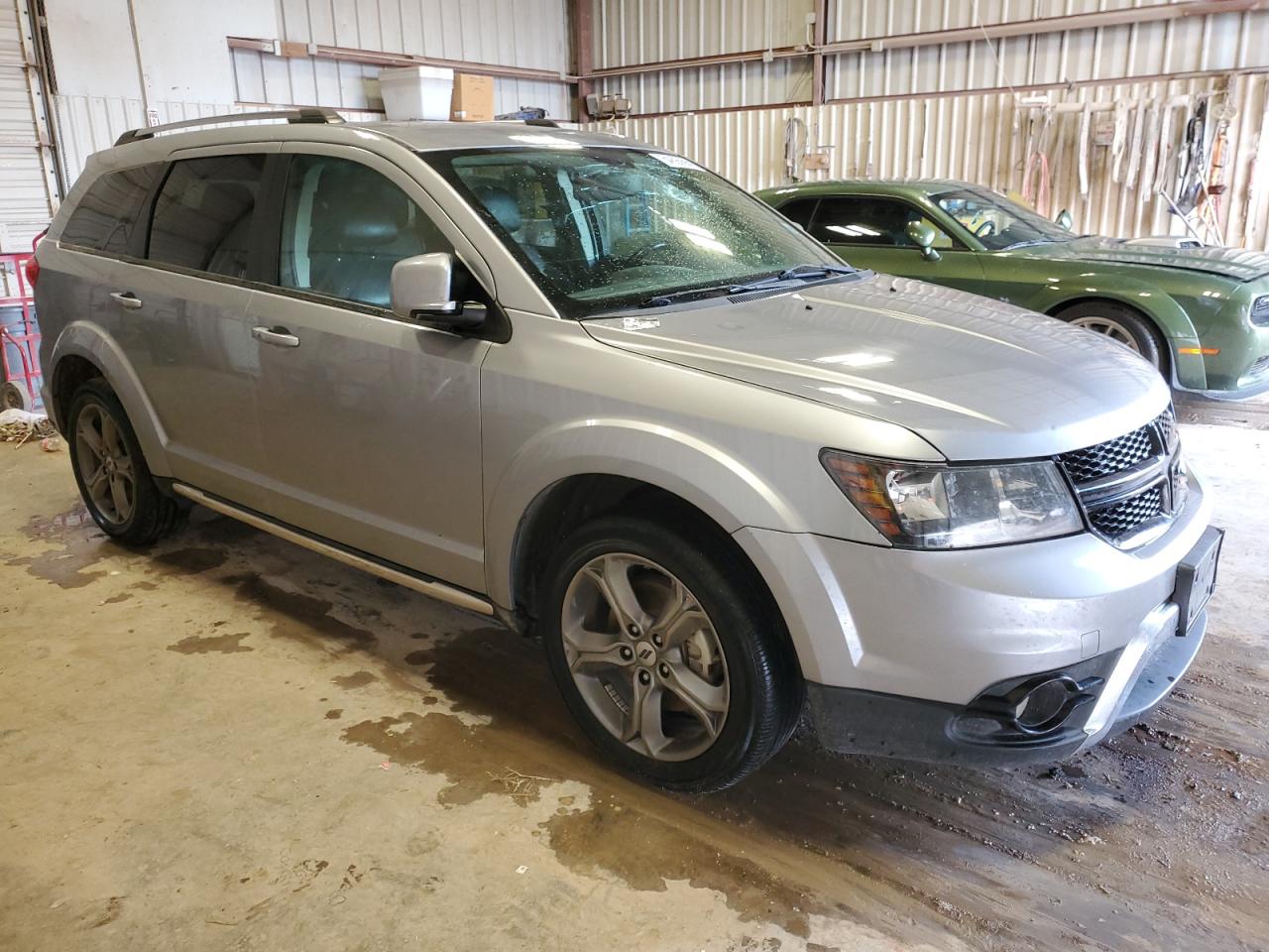 Photo 3 VIN: 3C4PDCGG1JT166670 - DODGE JOURNEY 