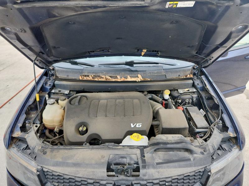 Photo 11 VIN: 3C4PDCGG2JT305740 - DODGE JOURNEY CR 