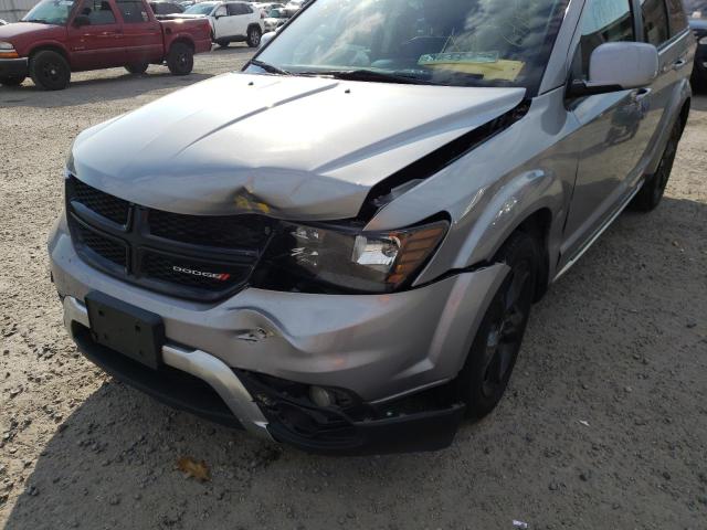 Photo 8 VIN: 3C4PDCGG2KT727590 - DODGE JOURNEY CR 