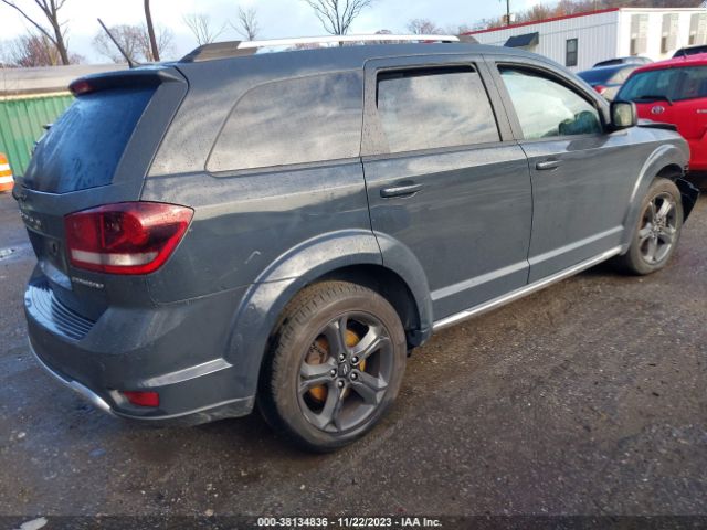 Photo 3 VIN: 3C4PDCGG3JT257357 - DODGE JOURNEY 