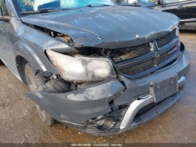 Photo 5 VIN: 3C4PDCGG3JT257357 - DODGE JOURNEY 