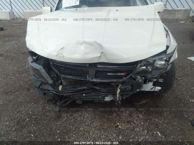 Photo 5 VIN: 3C4PDCGG4FT697899 - DODGE JOURNEY 