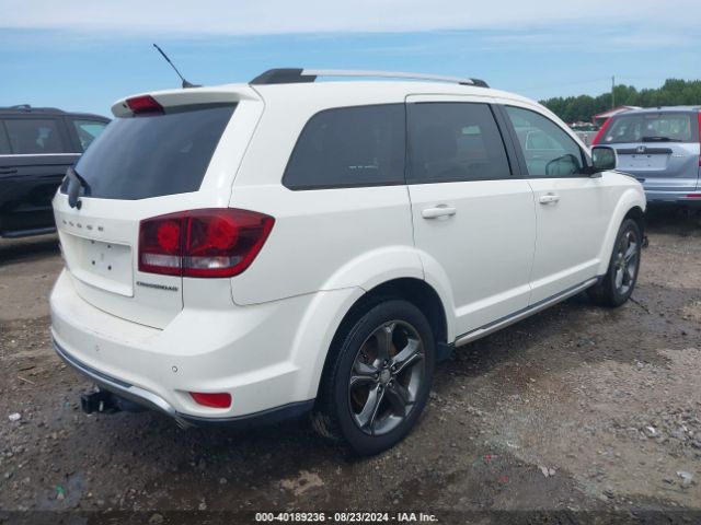 Photo 3 VIN: 3C4PDCGG6FT606275 - DODGE JOURNEY 