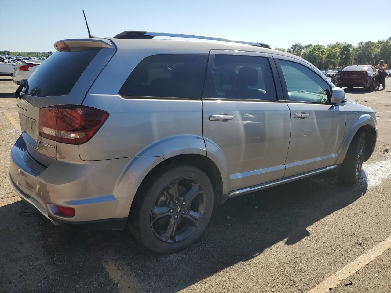 Photo 2 VIN: 3C4PDCGG7JT427803 - DODGE JOURNEY 