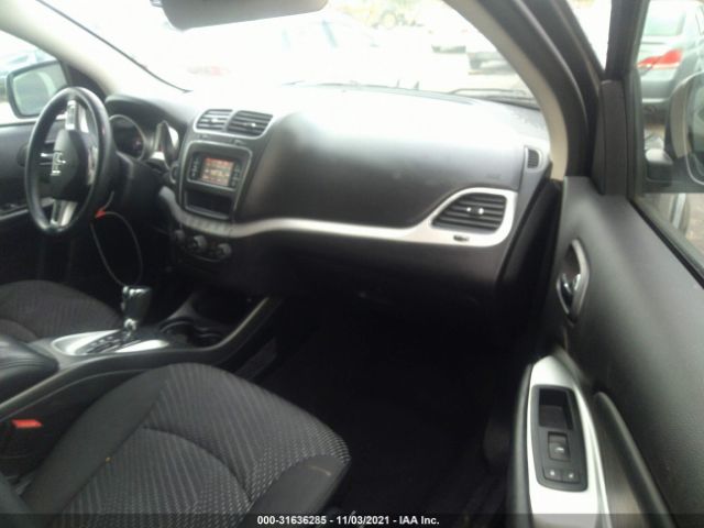 Photo 4 VIN: 3C4PDCGG9HT581214 - DODGE JOURNEY 