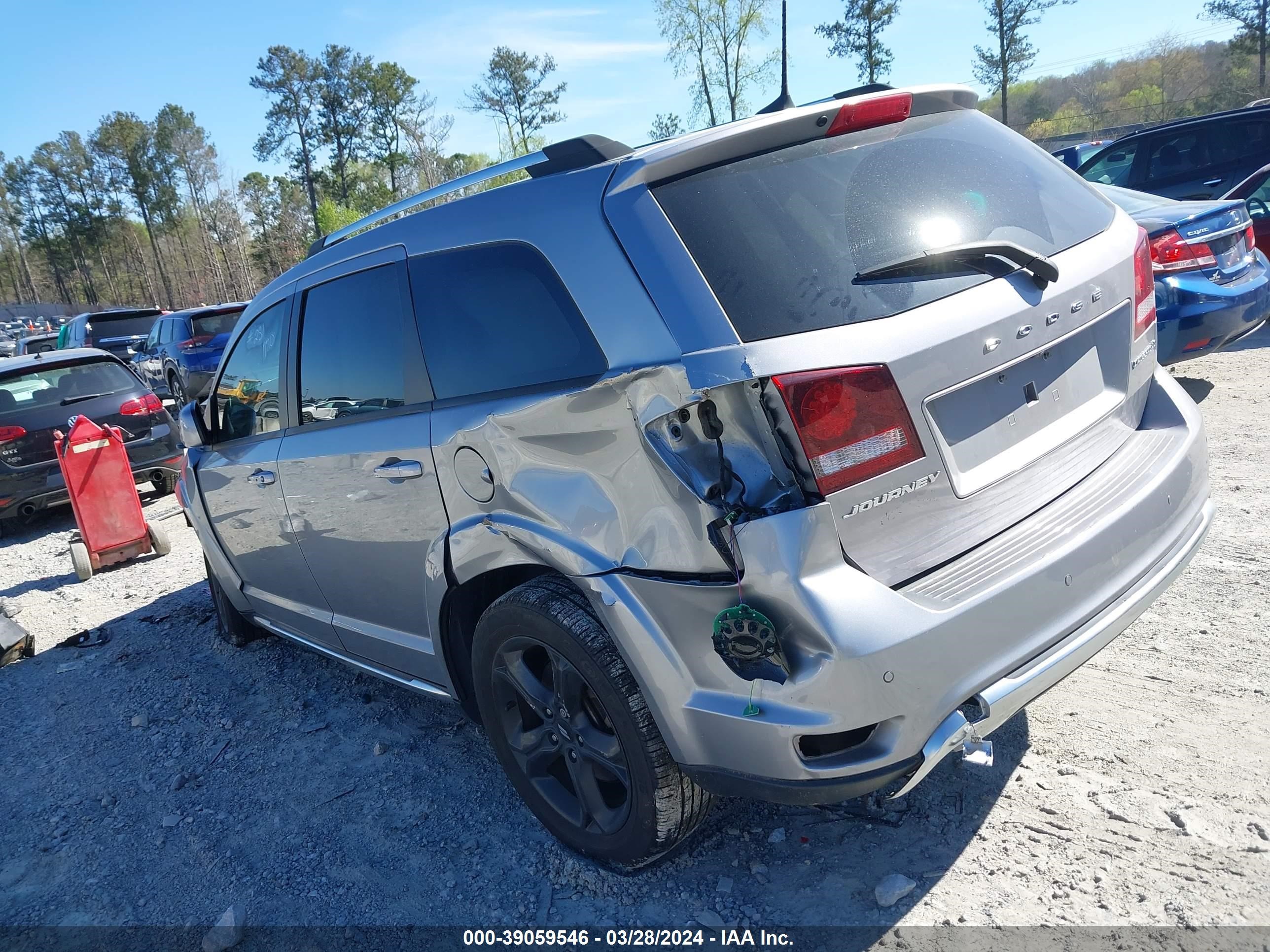 Photo 2 VIN: 3C4PDCGG9JT511170 - DODGE JOURNEY 