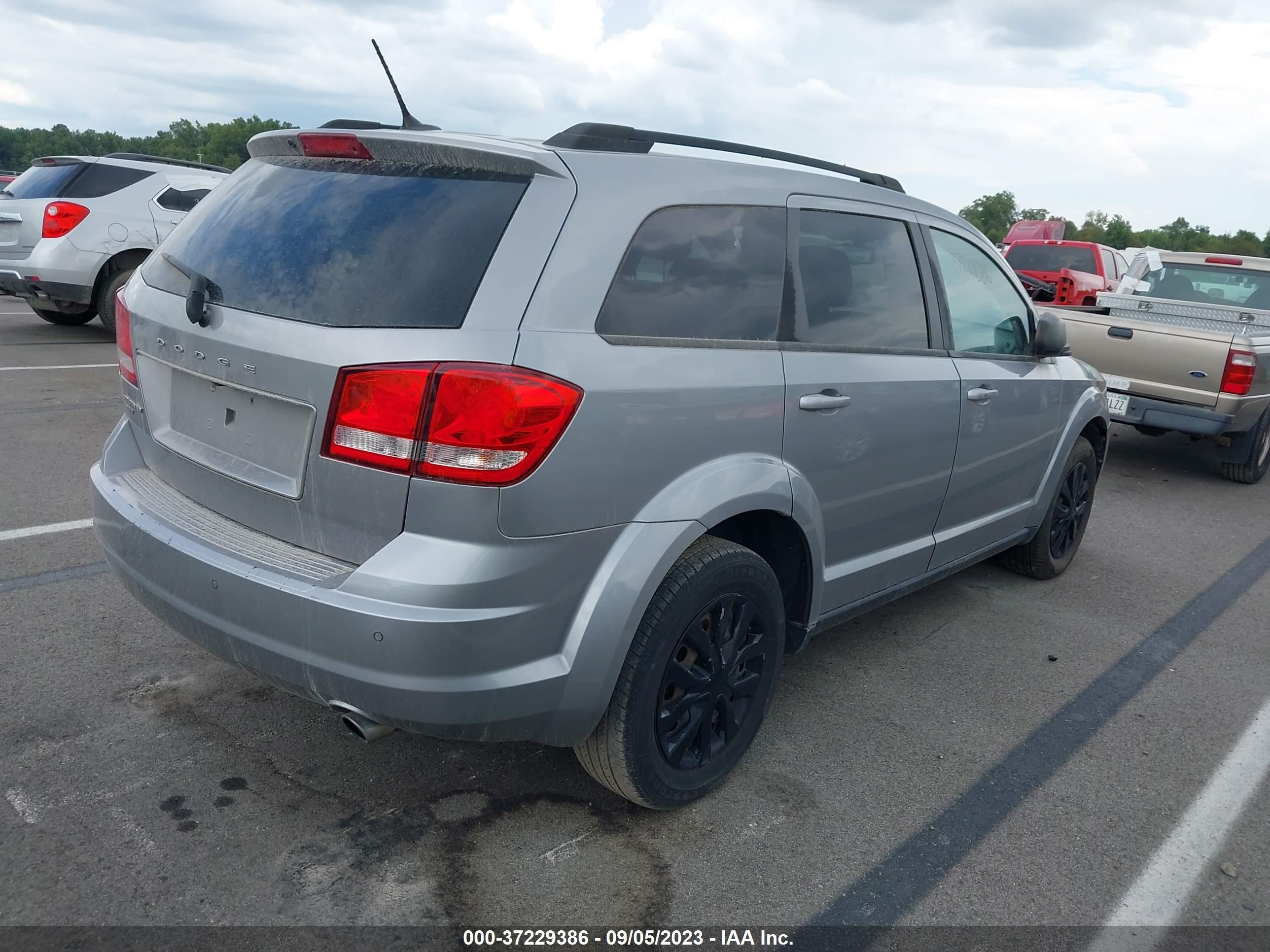 Photo 3 VIN: 3C4PDDAG0FT548906 - DODGE JOURNEY 