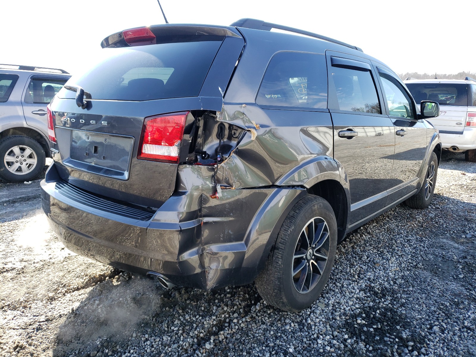 Photo 3 VIN: 3C4PDDAG0JT249697 - DODGE JOURNEY 