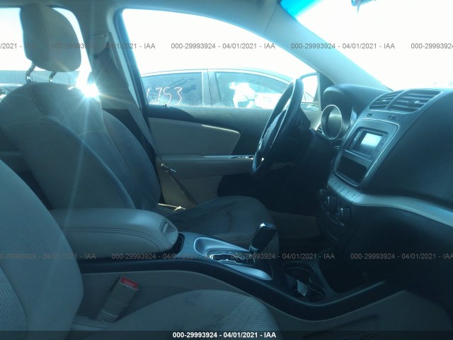 Photo 4 VIN: 3C4PDDBG0DT657748 - DODGE JOURNEY 