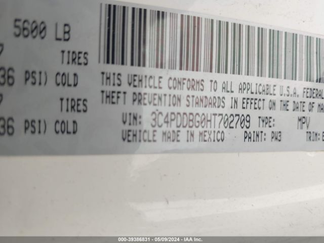 Photo 8 VIN: 3C4PDDBG0HT702709 - DODGE JOURNEY 