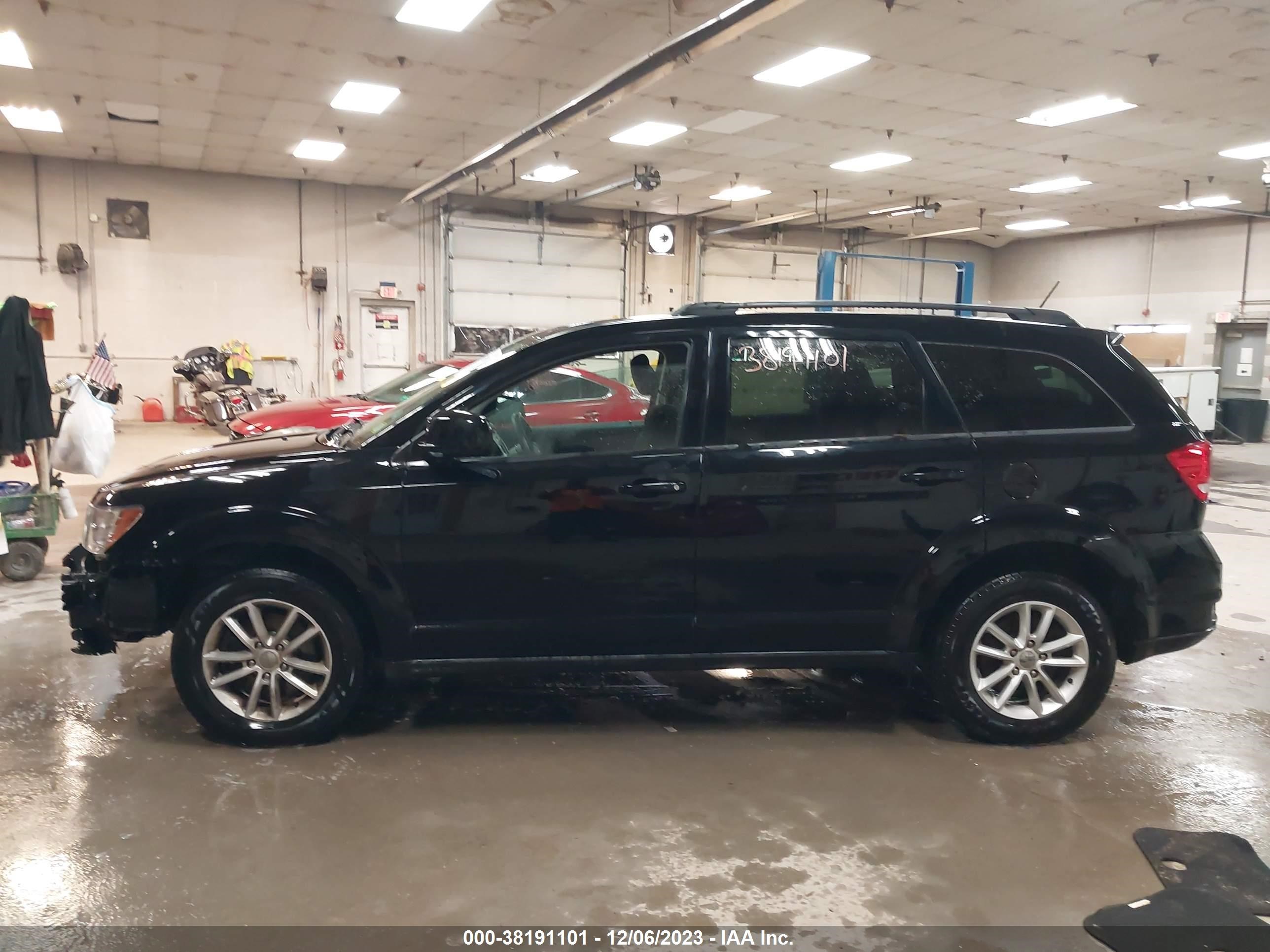 Photo 14 VIN: 3C4PDDBG1ET161486 - DODGE JOURNEY 