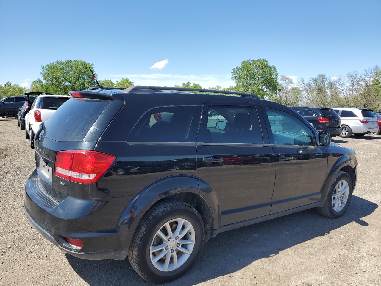 Photo 2 VIN: 3C4PDDBG1FT748899 - DODGE JOURNEY 