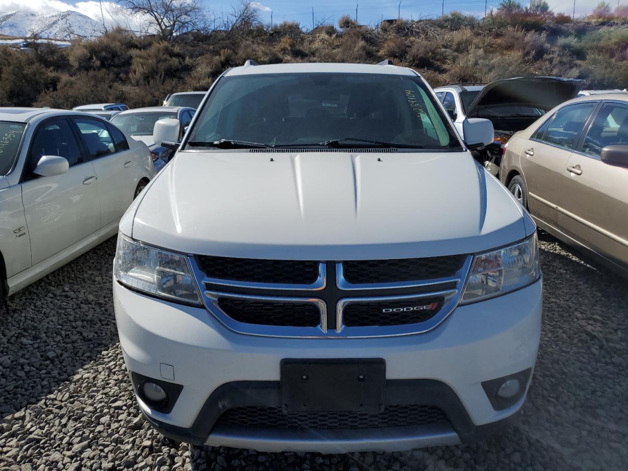 Photo 4 VIN: 3C4PDDBG1GT135781 - DODGE JOURNEY 