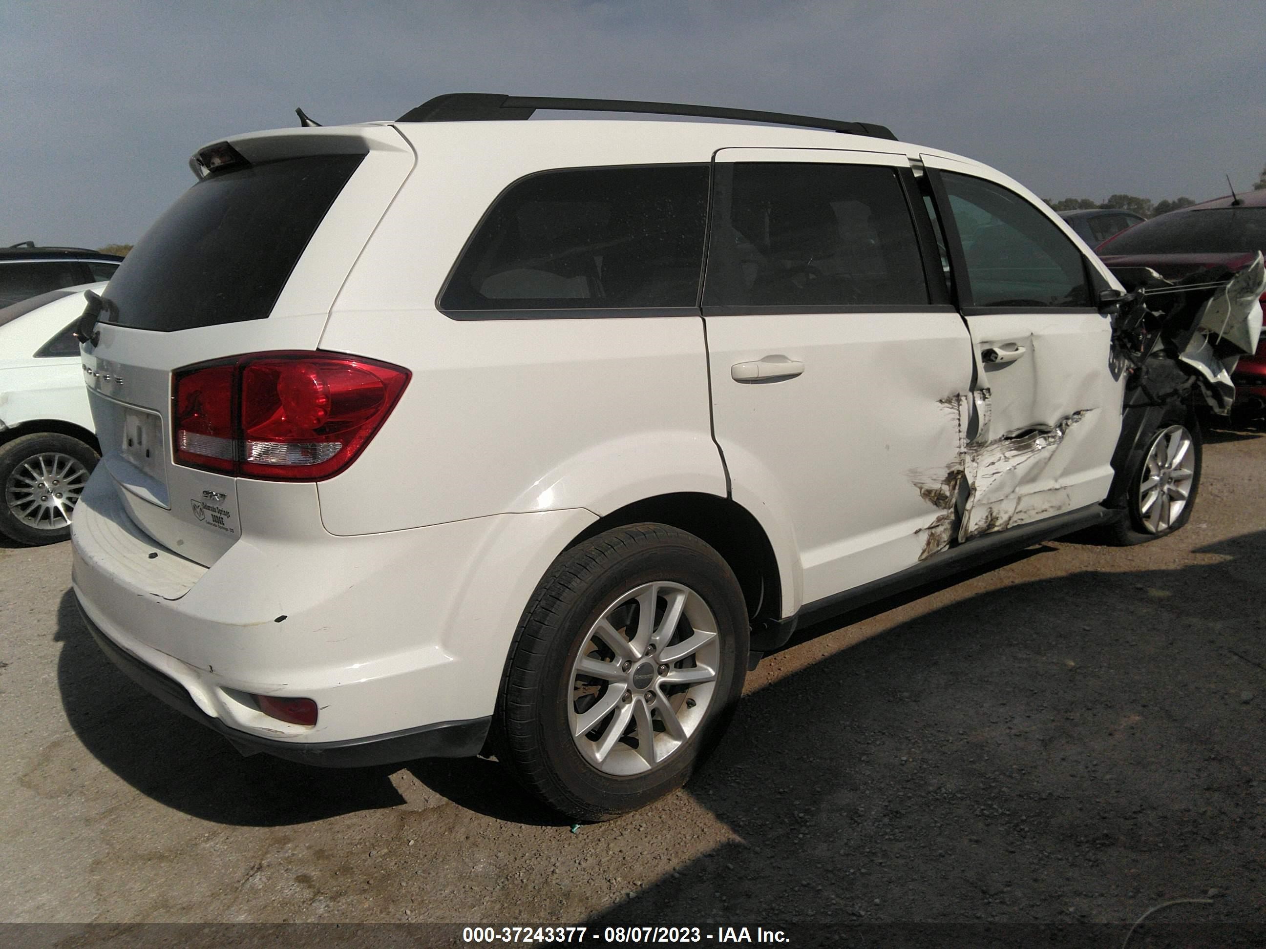 Photo 3 VIN: 3C4PDDBG1GT170000 - DODGE JOURNEY 