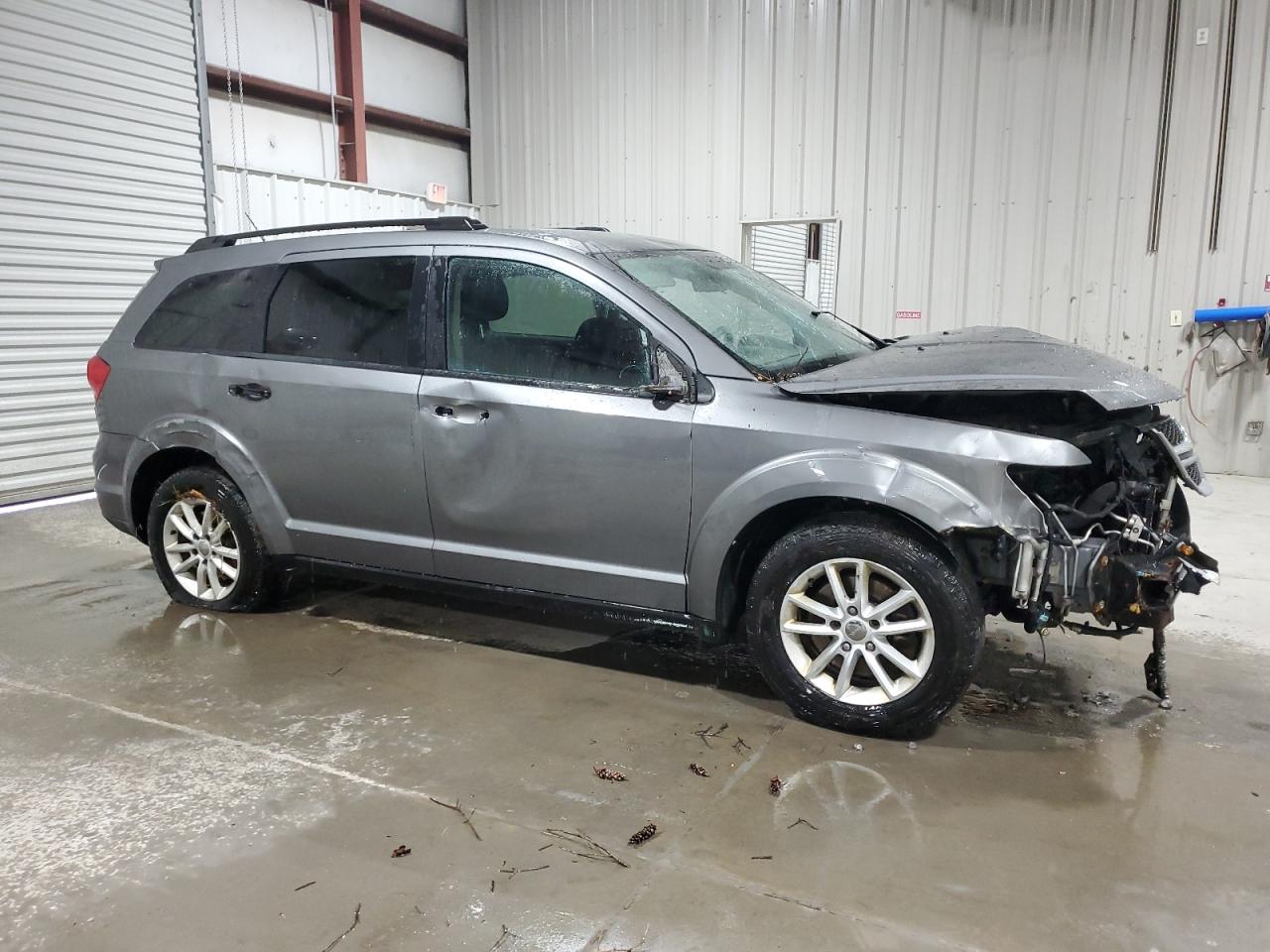 Photo 3 VIN: 3C4PDDBG2DT518561 - DODGE JOURNEY 