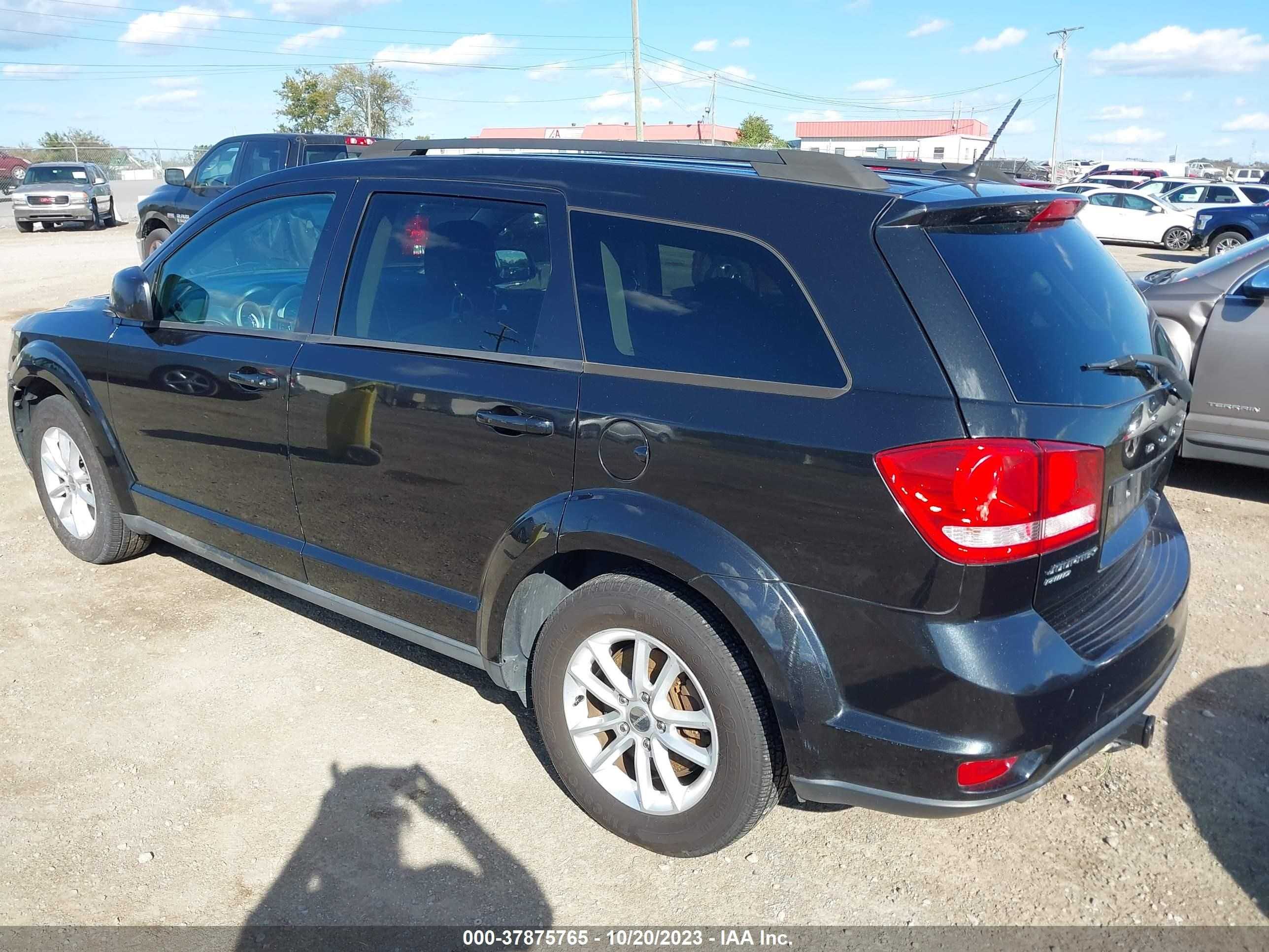 Photo 2 VIN: 3C4PDDBG2DT571230 - DODGE JOURNEY 