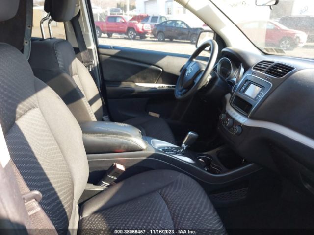 Photo 4 VIN: 3C4PDDBG2ET108859 - DODGE JOURNEY 