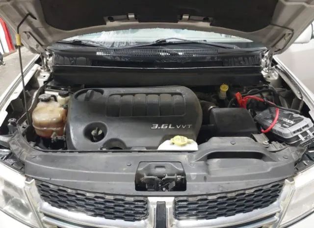 Photo 9 VIN: 3C4PDDBG5DT504623 - DODGE JOURNEY 