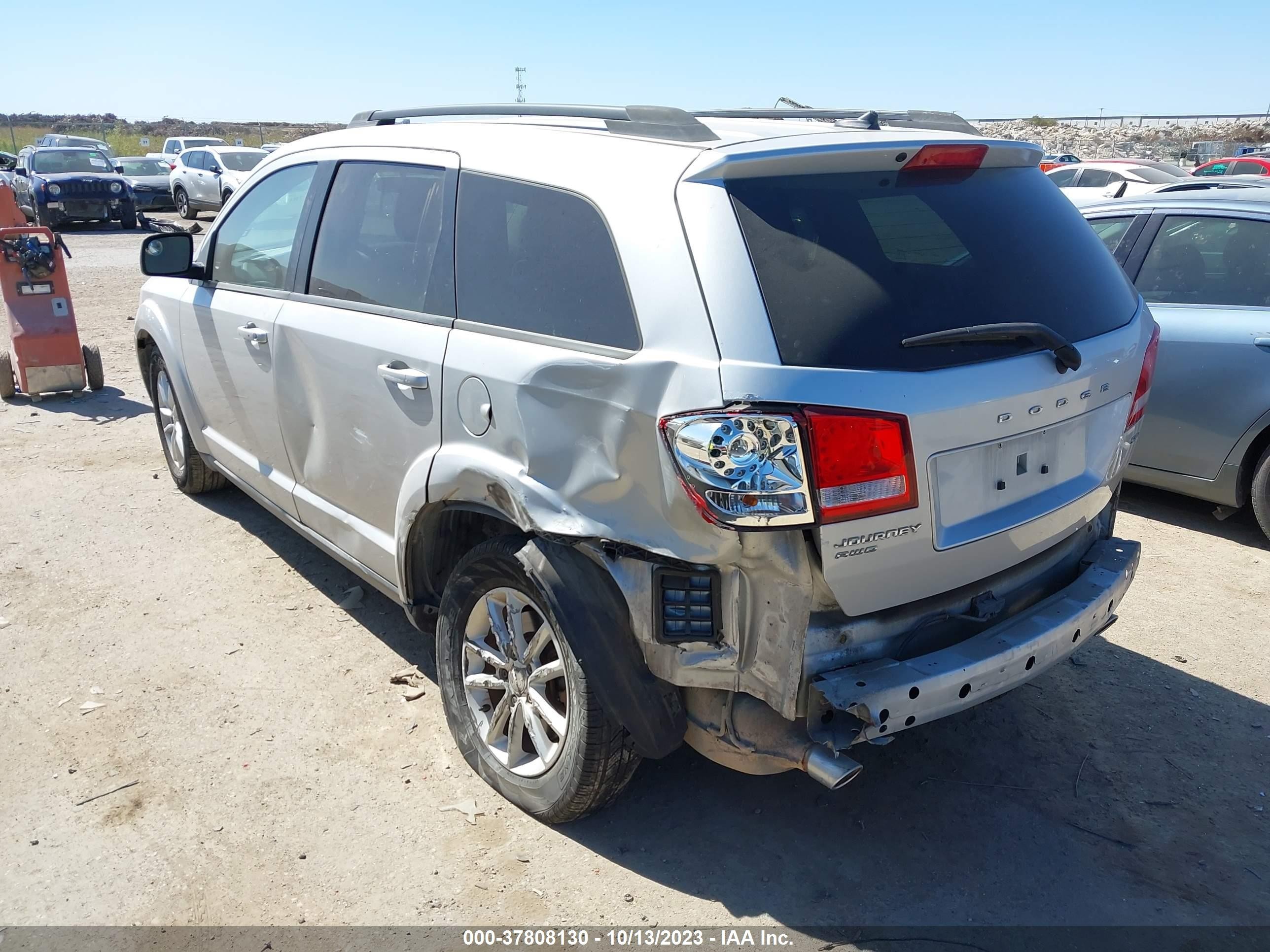 Photo 5 VIN: 3C4PDDBG6DT586796 - DODGE JOURNEY 