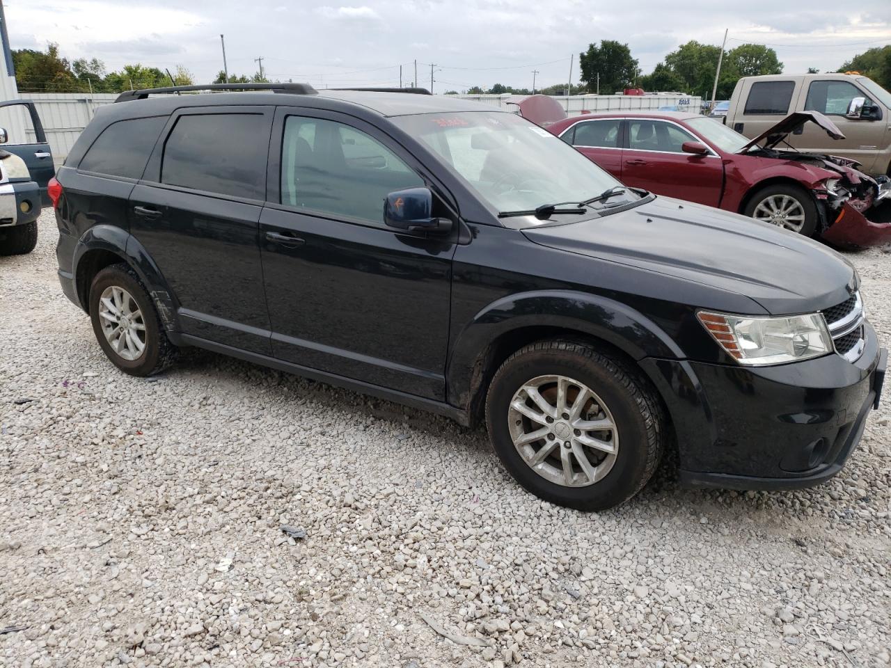 Photo 3 VIN: 3C4PDDBG6DT588161 - DODGE JOURNEY 