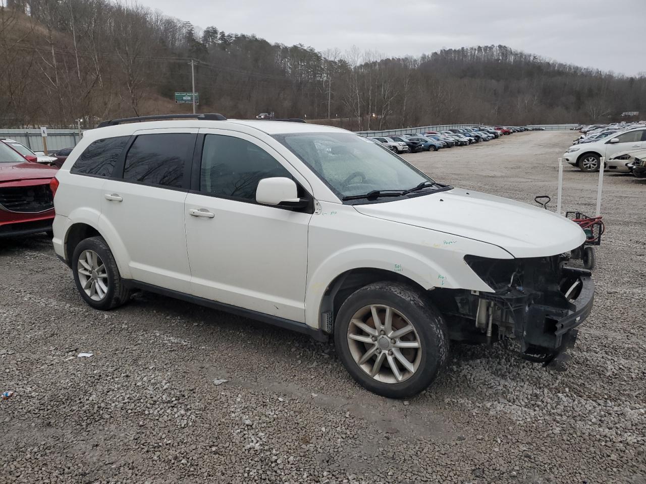 Photo 3 VIN: 3C4PDDBG6FT755444 - DODGE JOURNEY 