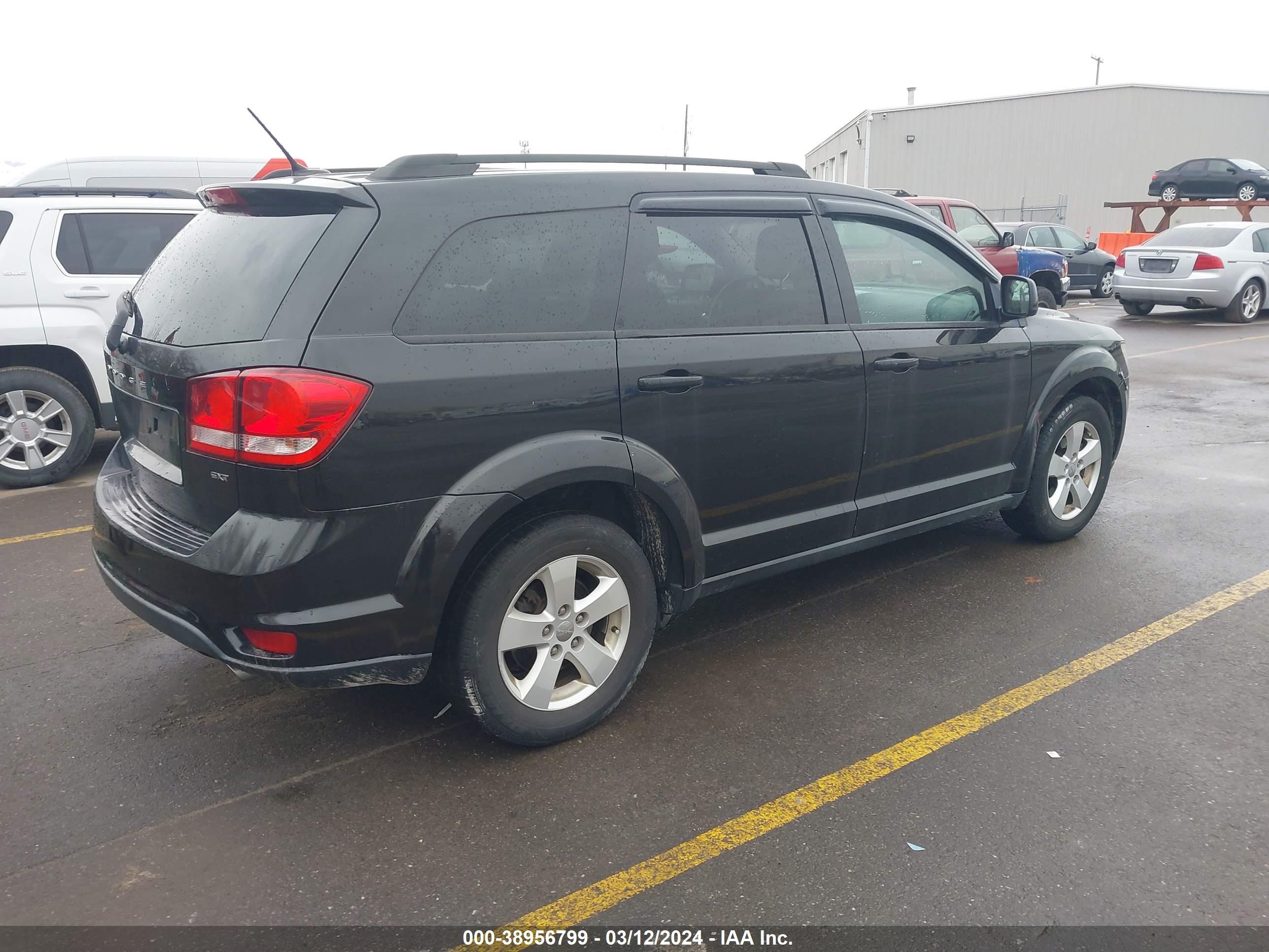 Photo 3 VIN: 3C4PDDBG7CT300372 - DODGE JOURNEY 