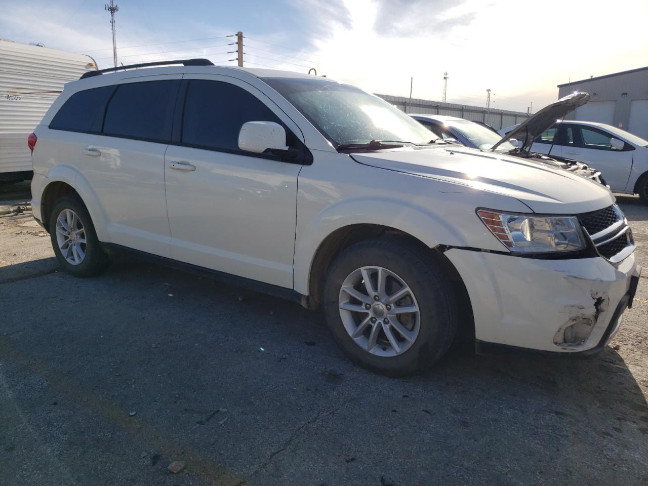 Photo 3 VIN: 3C4PDDBG7ET118058 - DODGE JOURNEY 