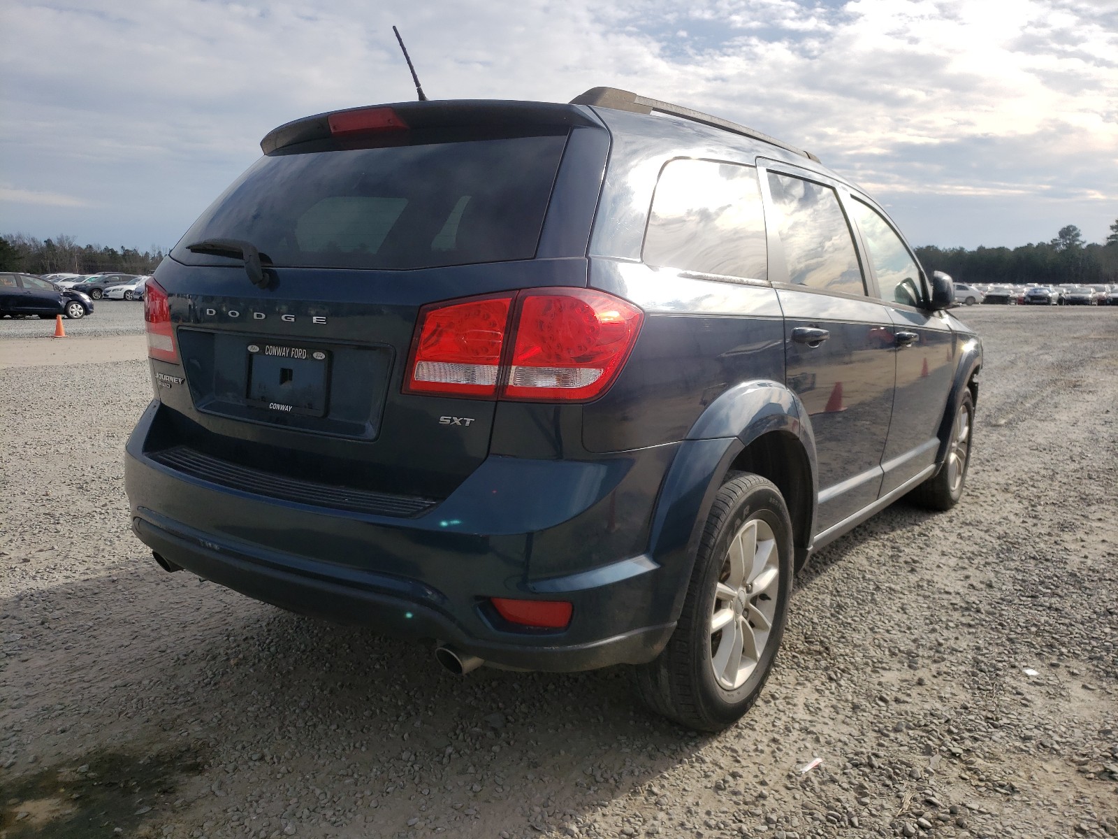 Photo 3 VIN: 3C4PDDBG7FT693133 - DODGE JOURNEY SX 