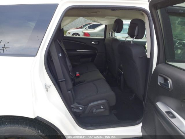 Photo 7 VIN: 3C4PDDBG7JT159400 - DODGE JOURNEY 