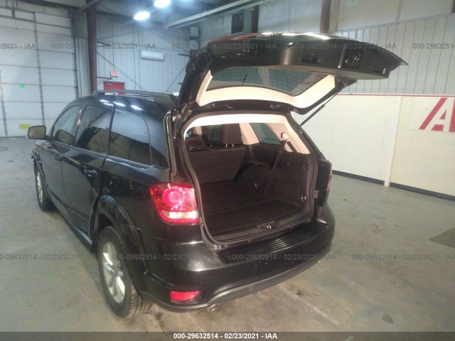 Photo 2 VIN: 3C4PDDBG8DT705979 - DODGE JOURNEY 