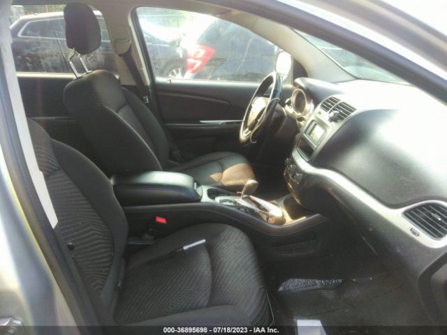 Photo 4 VIN: 3C4PDDBG8FT593395 - DODGE JOURNEY 