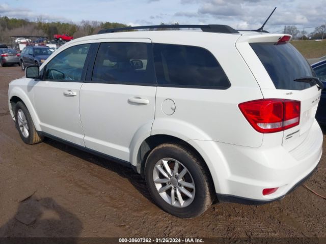 Photo 2 VIN: 3C4PDDBG9HT591772 - DODGE JOURNEY 