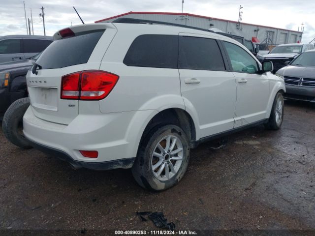 Photo 3 VIN: 3C4PDDBG9HT592128 - DODGE JOURNEY 